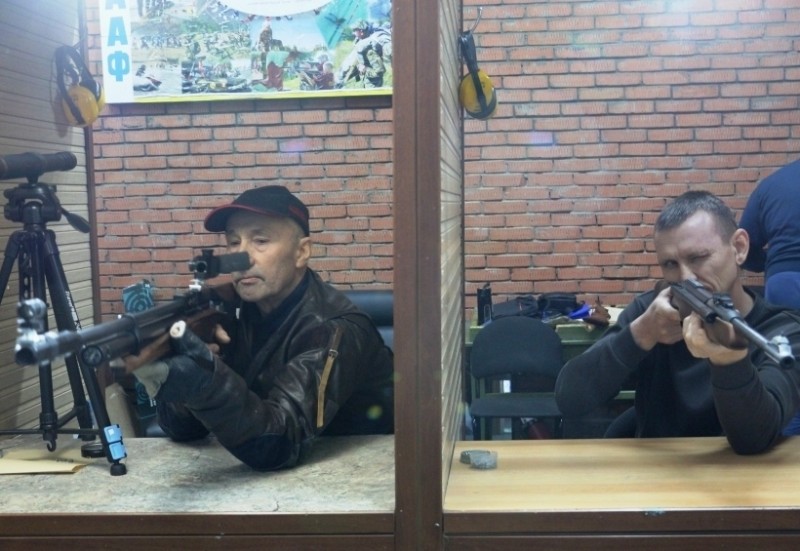 Работники комбината сдали нормы ГТО по стрельбе